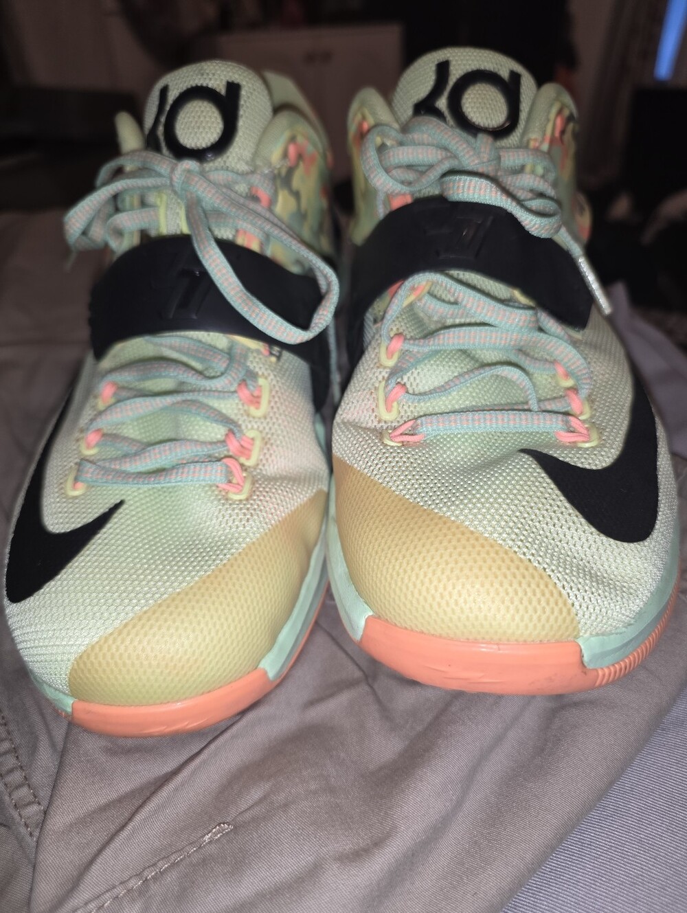 Mens Sneakers in Mint, Coral & Black